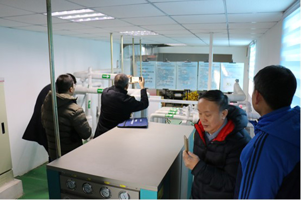 廊坊地源空氣源熱泵科普基地觀(guān)摹